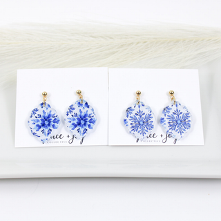 Blue Snowflake Scalloped Dangle Earrings, Christmas Winter: More white