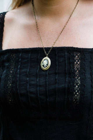 Cameo Locket Necklace - Ivory and Black Flower: 18 Inches