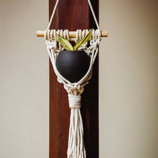 Macrame Wall-Hanging Planter: Black