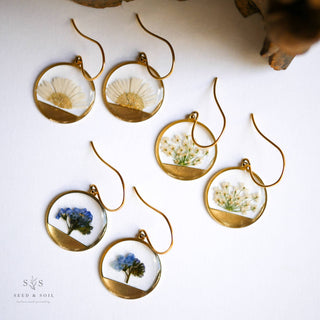 Horizon Earrings: Queen Annes Lace