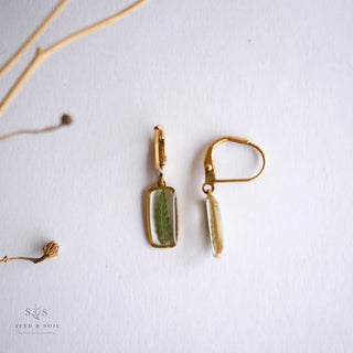 Tiny Rectangle Huggie Hoops: Queen Anne's Lace