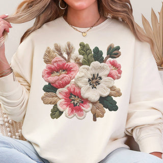 SM Flower Print Floral Yarn Graphic Sweatshirt: Cream / Small