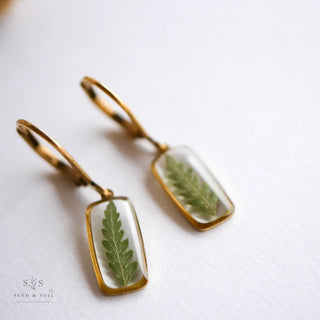 Tiny Rectangle Huggie Hoops: Queen Anne's Lace