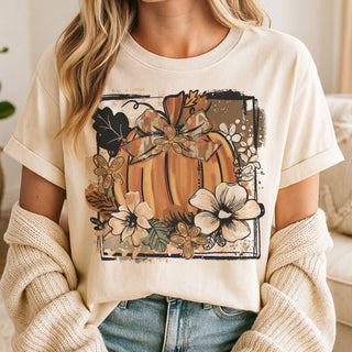L Pumpkin Floral Neutral Graphic Tee: Cream / Large