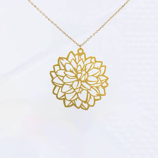 Dahlia Flower Necklace: Silver