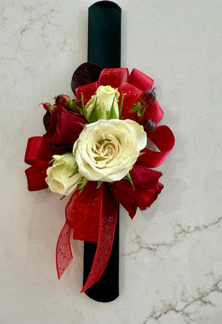 Wrist Corsage – Violet Mae's Floral