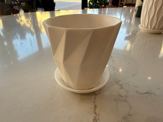 Chive 3.5" Virago Pot with saucer White G