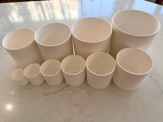 Plastic Pot - White various sizes