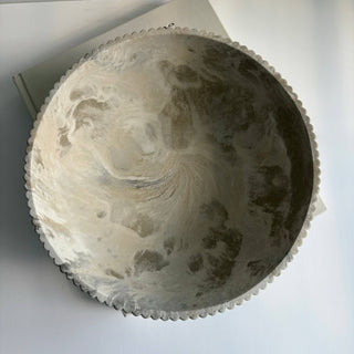 Temis- Fluted Bowl: Black Fusion Marble