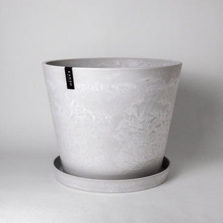 15” Tapered Signature Planter Pot: 15" Black Planter & Saucer