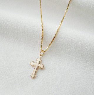 Tiny Cross Necklace in 14K Gold Fill (Jada): 14K Gold Fill / 18" Satellite